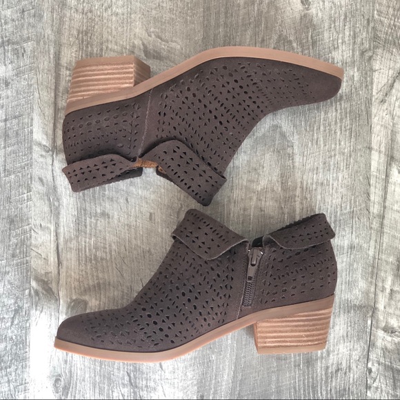 crown vintage telsa bootie